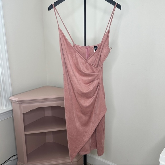 Windsor Dresses & Skirts - Windsor Dusty Rose Asymmetrical Mini Dress Medium